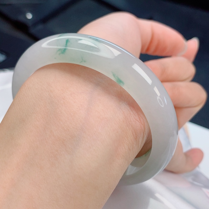 翡翠未镶嵌手镯60+圈