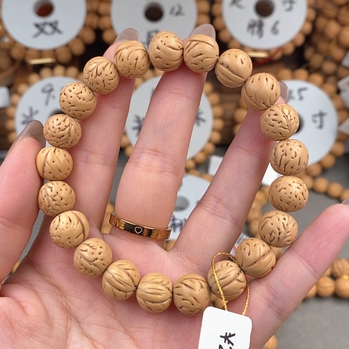 桃核手串王*五汤圆11.5抛光板误差0.5