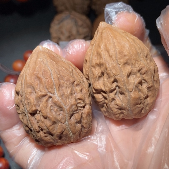 文玩核桃把件东北楸子小雪95