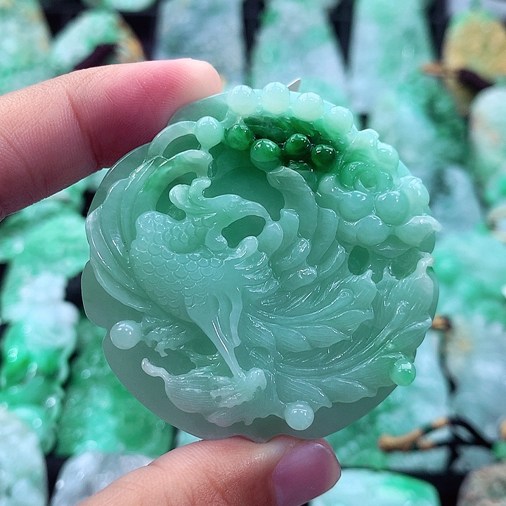 翡翠未镶嵌吊坠(不含链)