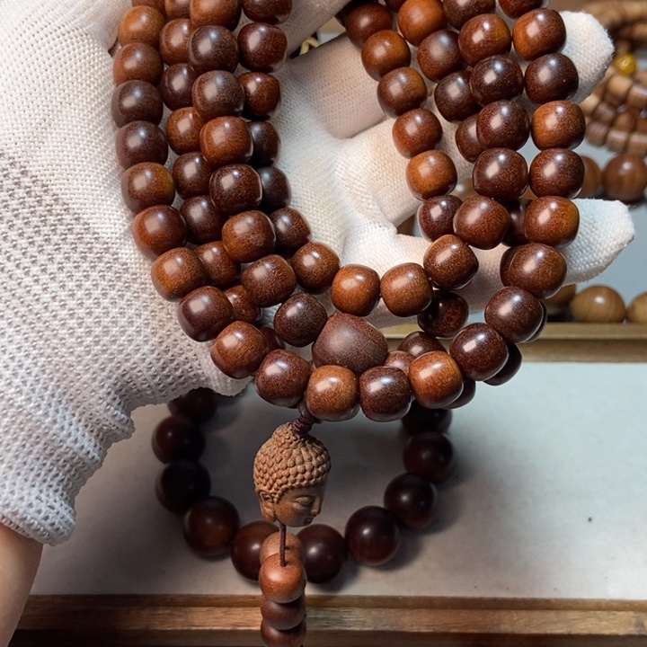 谷***地檀香木老山檀香檀香王0.9*1.0*108，焦糖奶甜香