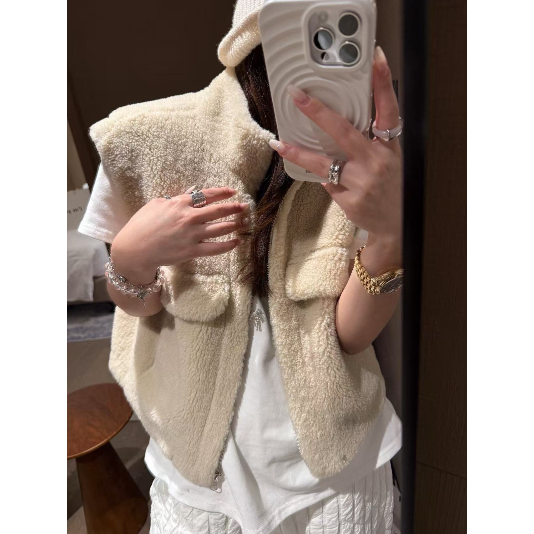 SP 羊羔毛皮m一体短马甲女冬季叠穿高级感百搭马夹上衣服外套