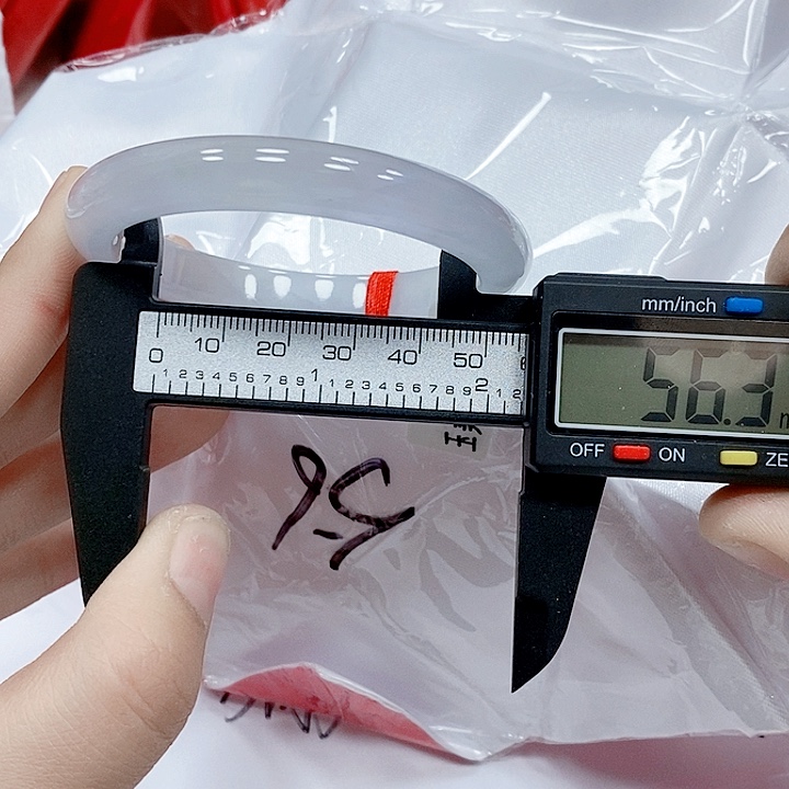 翡翠手镯未镶嵌33                