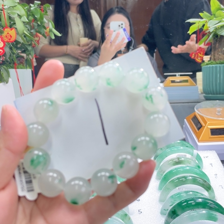 石英质玉手链未镶嵌