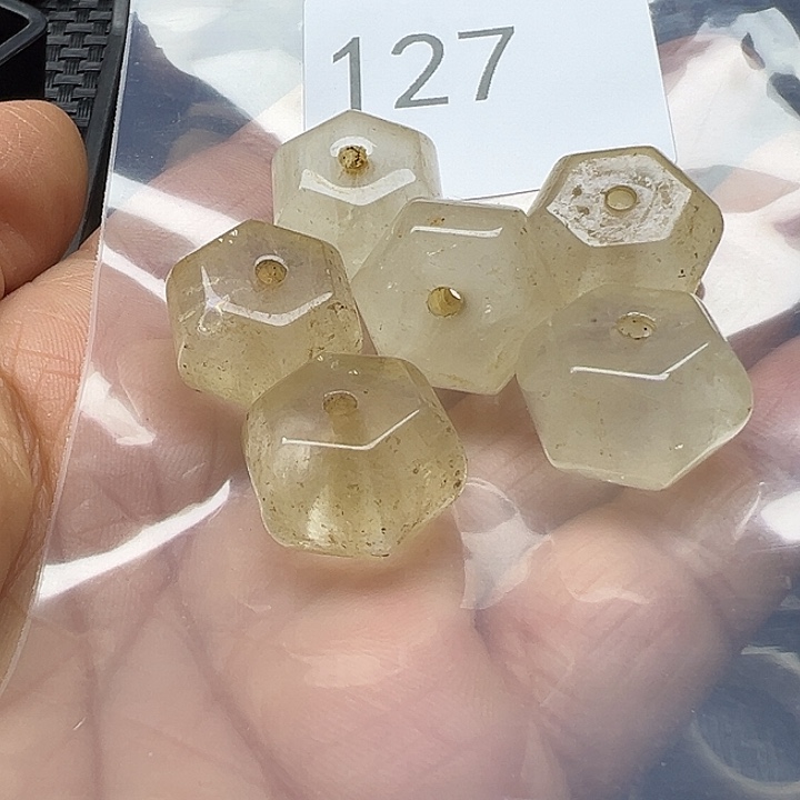 哆***高玛瑙/玉髓未镶嵌手链