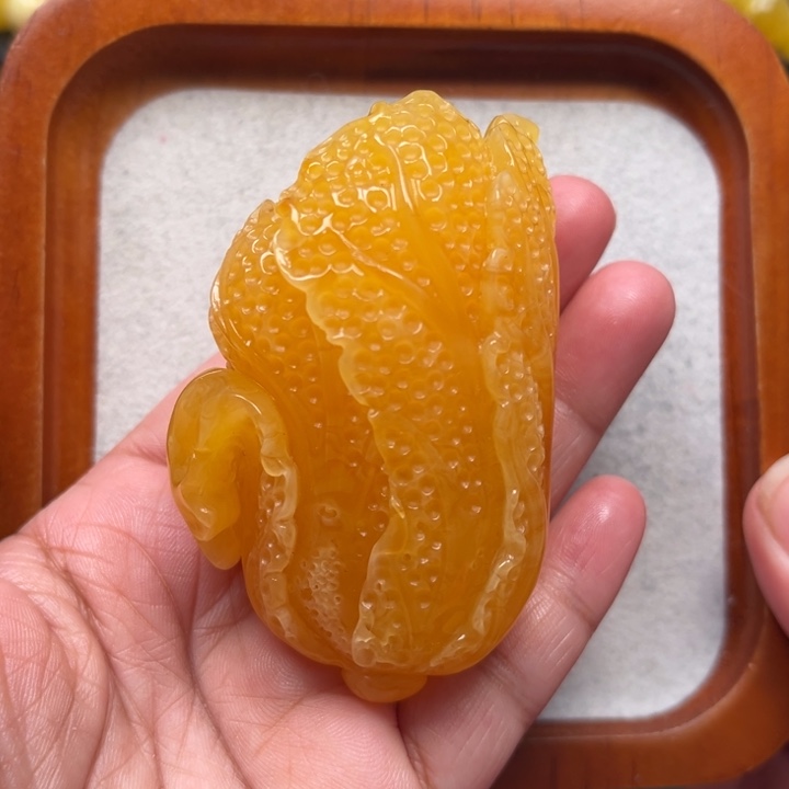 琥珀未镶嵌珠宝奇石M99号