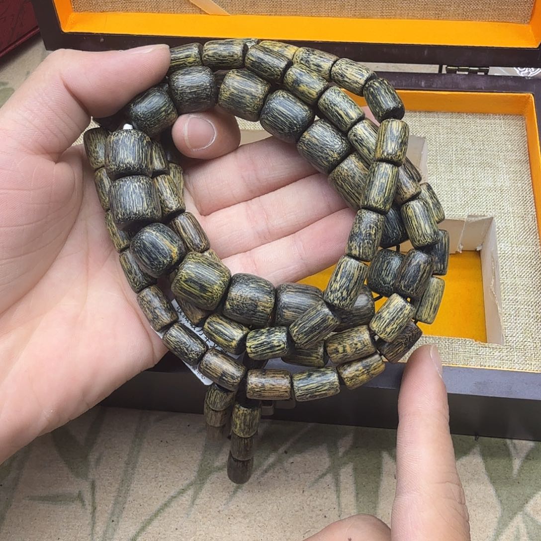 沉香香囊沉香高货天花板莺歌绿