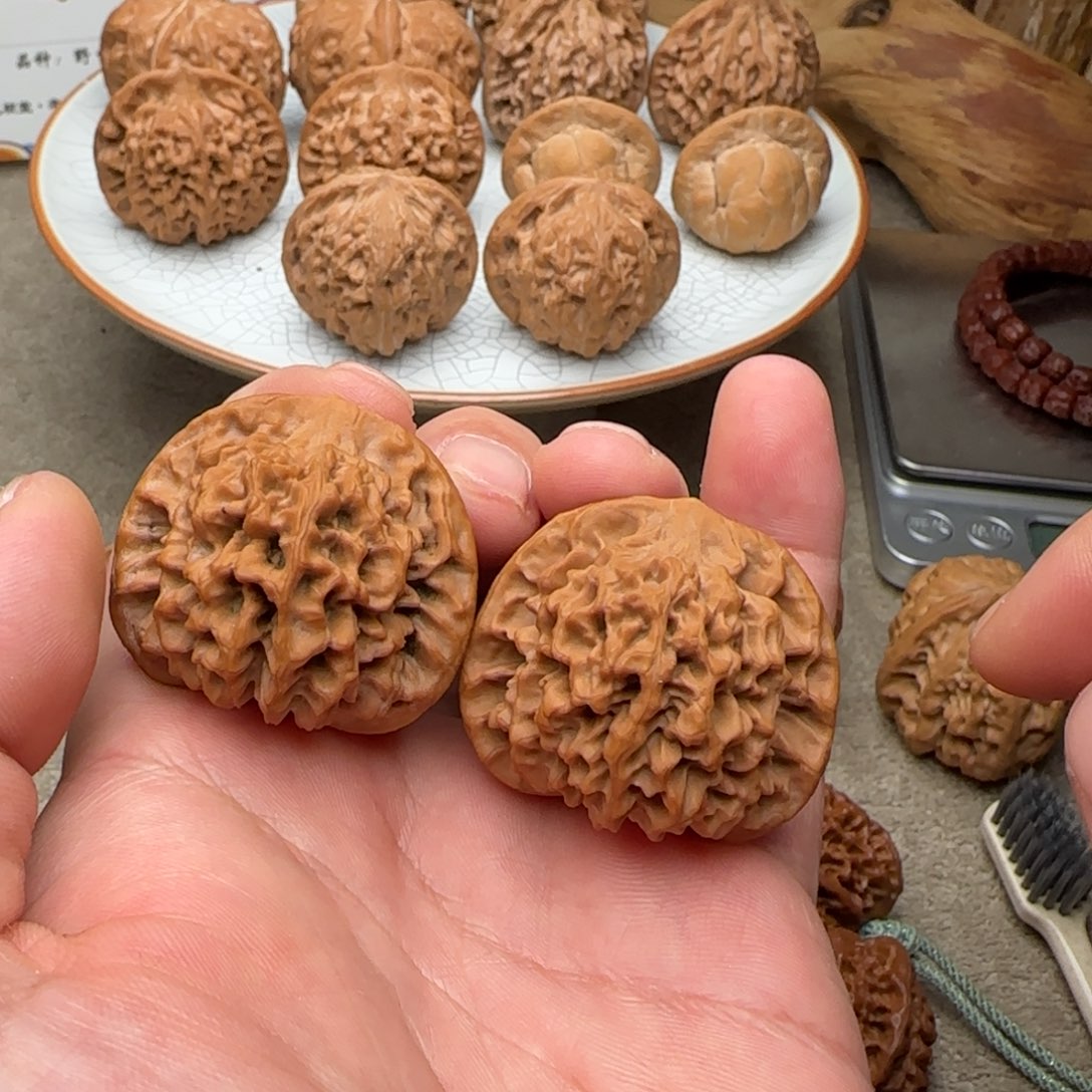 文玩核桃吊坠39秦闷