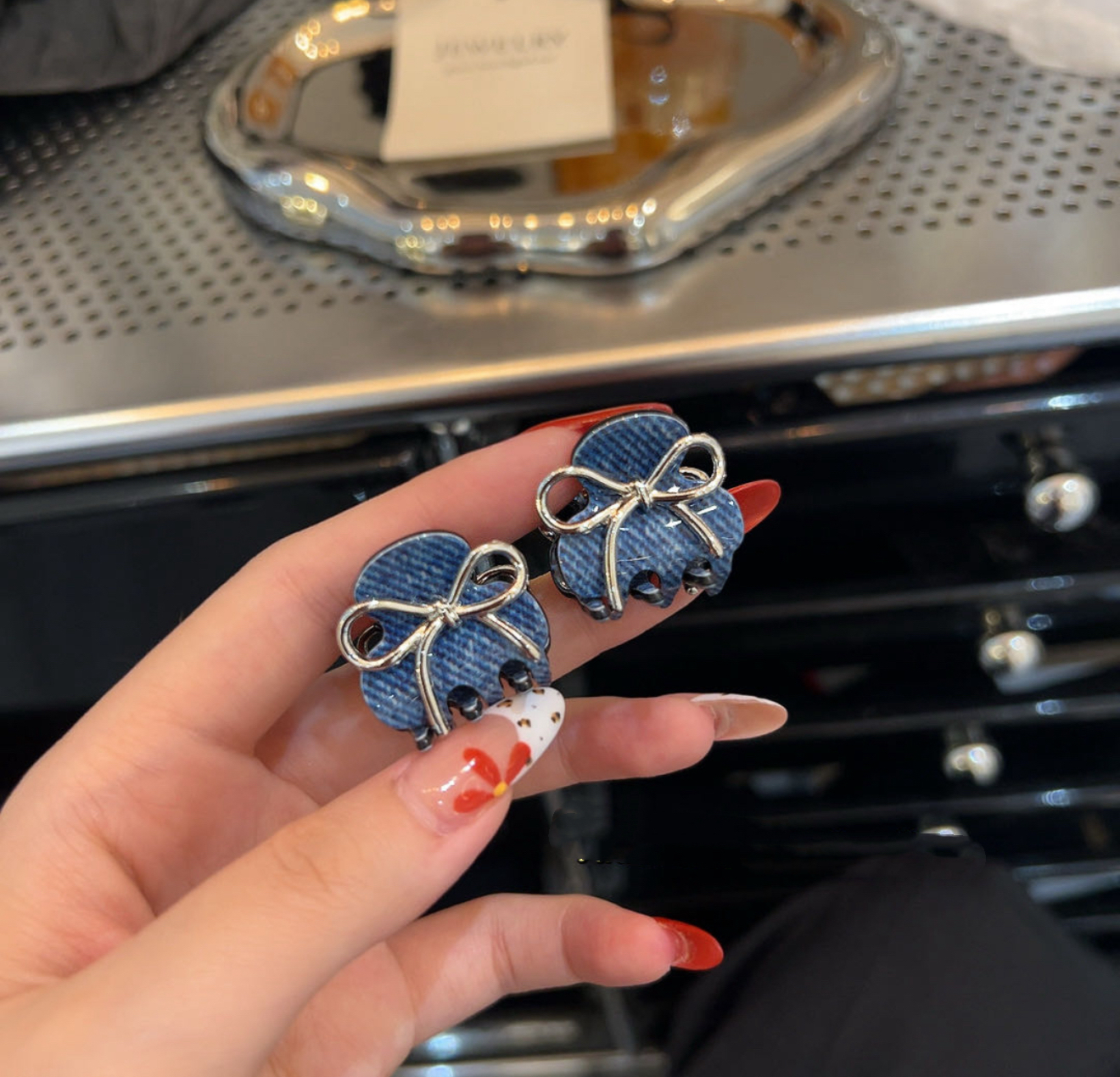 韩系牛仔蝴蝶结刘海抓