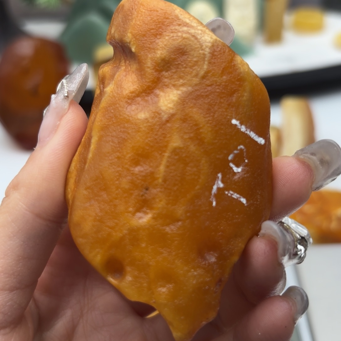 定制琥珀未镶嵌A****z琥珀
