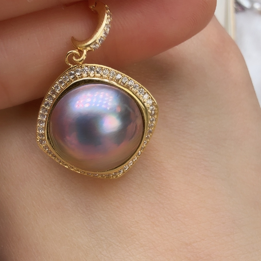 未镶嵌颈饰拼合珍珠（马贝珠）