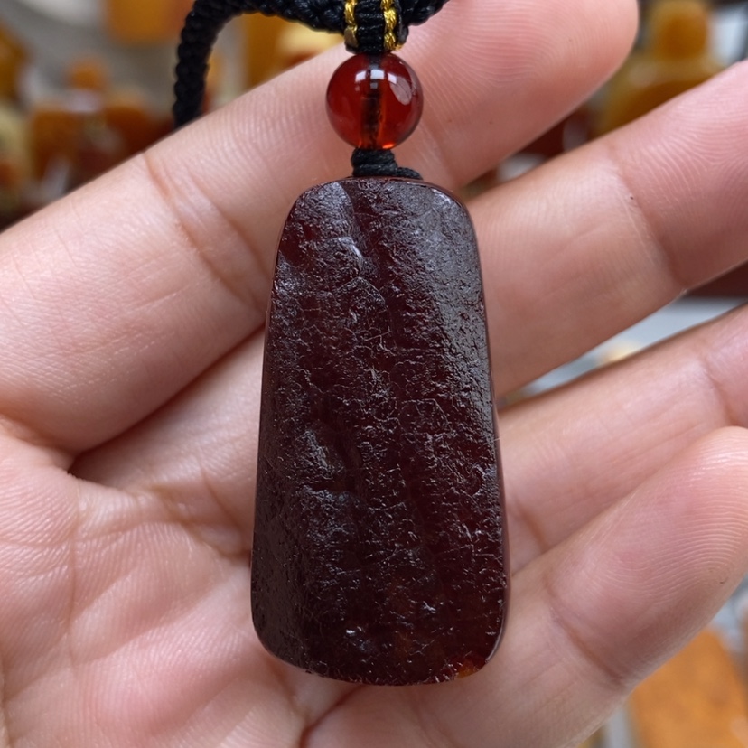【闪购商品】琥珀颈饰未镶嵌