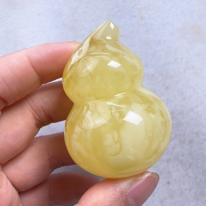 未镶嵌蜜蜡珠宝奇石