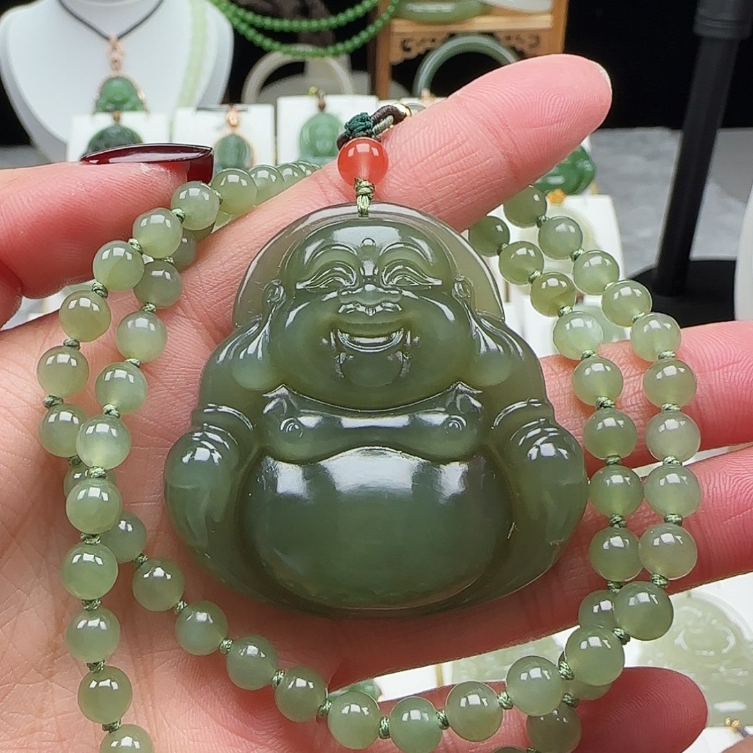 和田玉颈饰未镶嵌