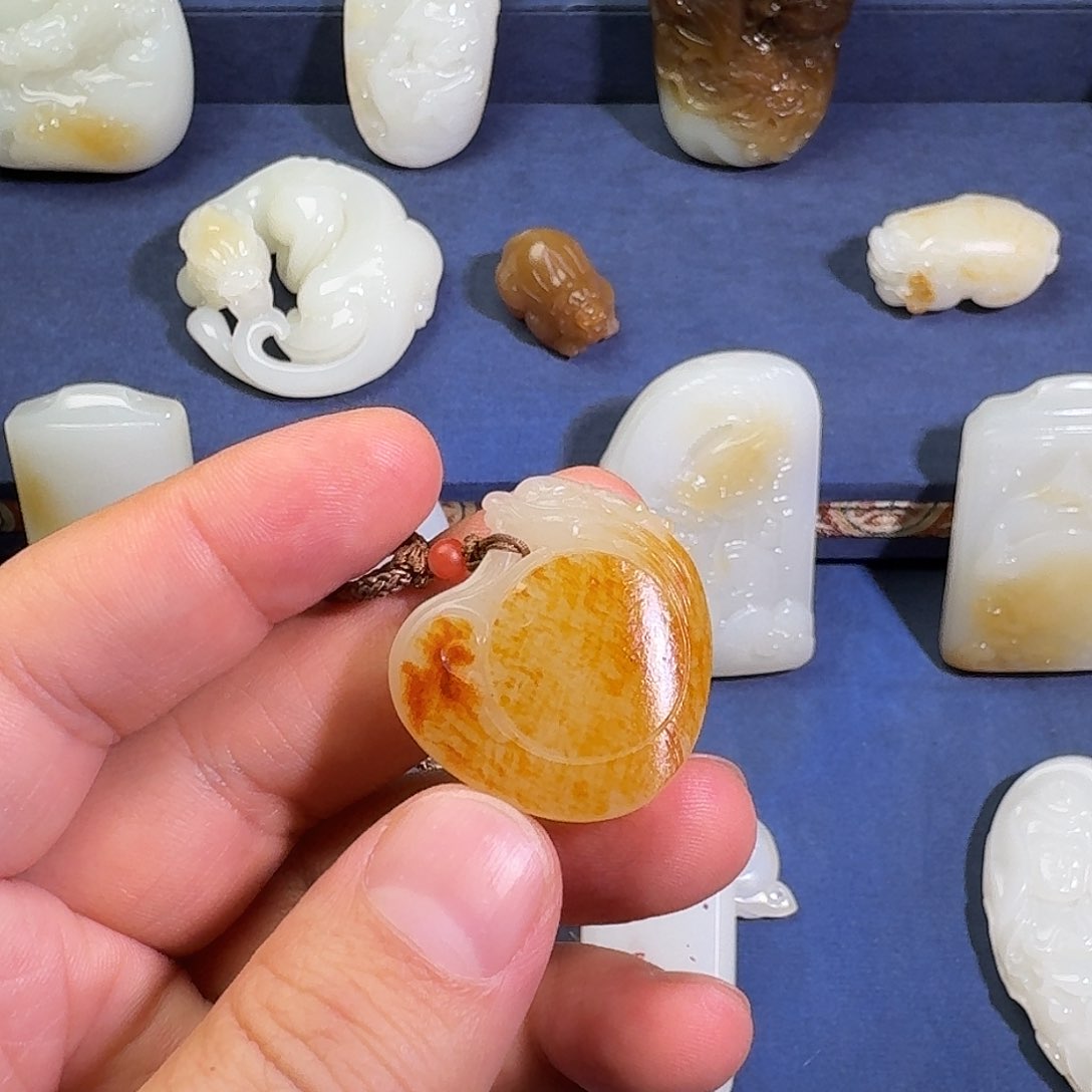 和田玉（子料）颈饰未镶嵌