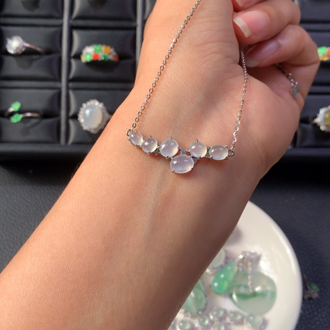 翡翠银S925镶嵌颈饰