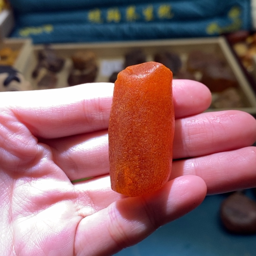 【闪购商品】未镶嵌琥珀珠宝奇石4