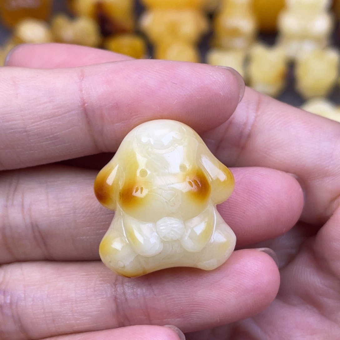 未镶嵌琥珀裸石蜜蜡