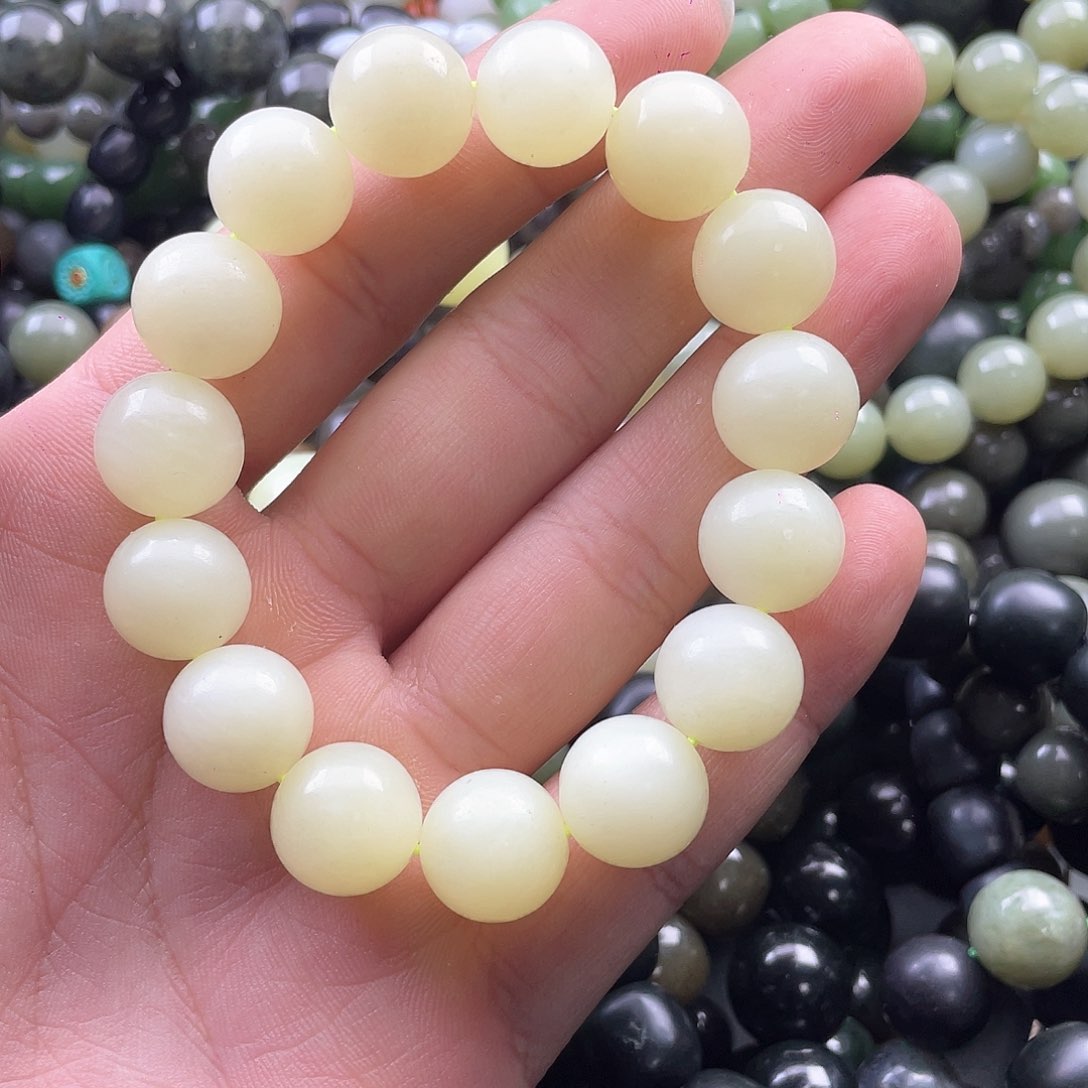 和田玉手串未镶嵌