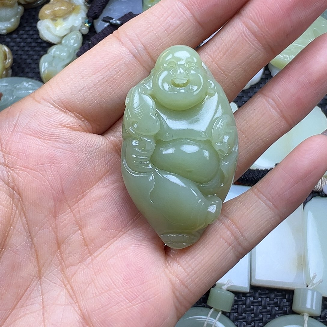 和田玉未镶嵌颈饰卡50