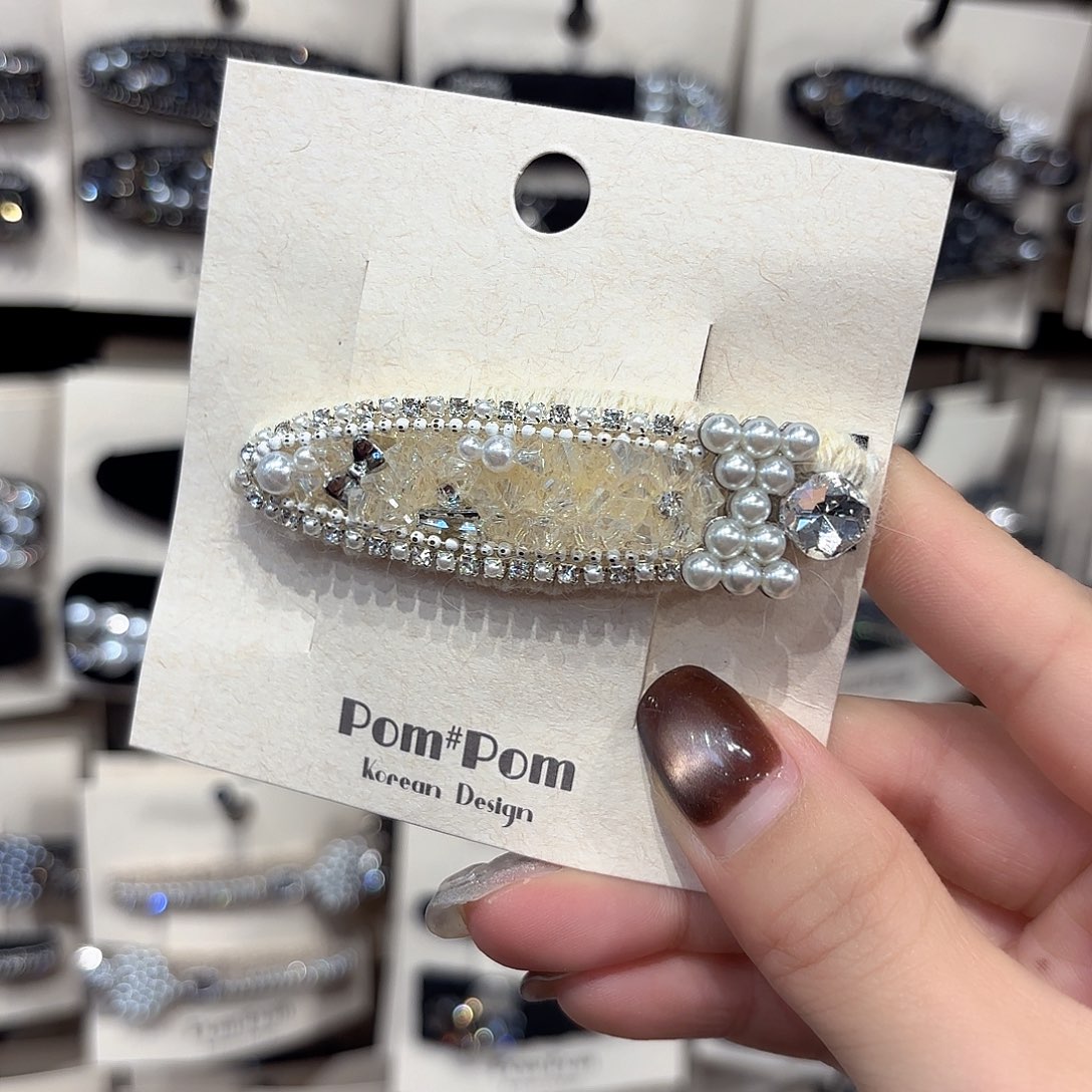 皮质铁合金米色蝴蝶结拜拜一个