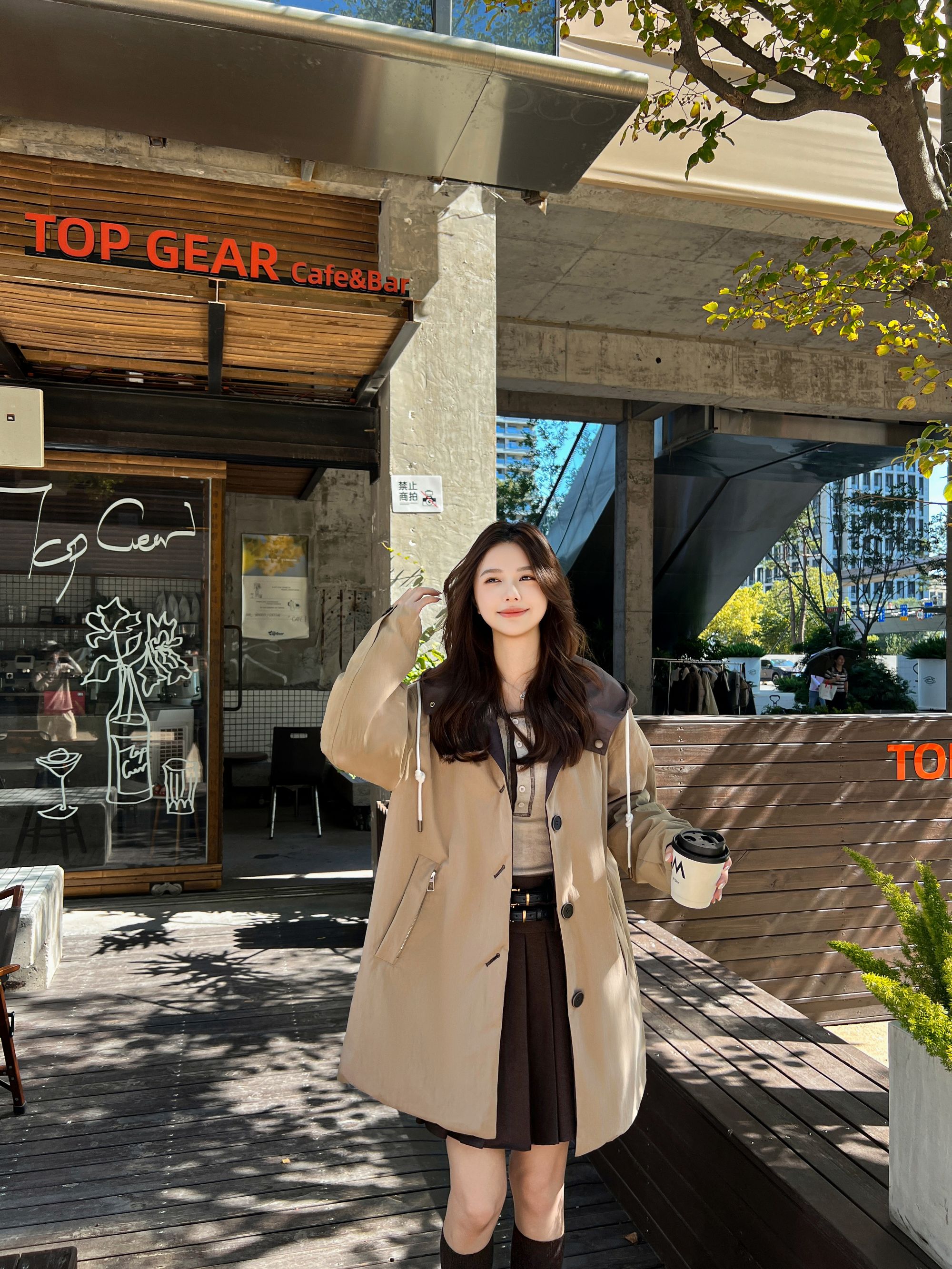 【将军工厂店】|“布朗风衣”琥珀流光复古两面穿连帽羽绒服YR10062