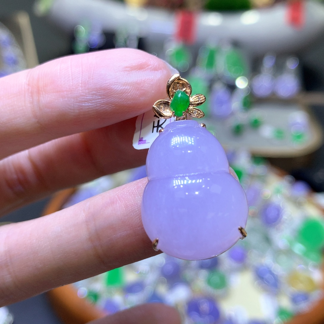 【闪购商品】翡翠颈饰18K金镶嵌翡翠吊坠项链