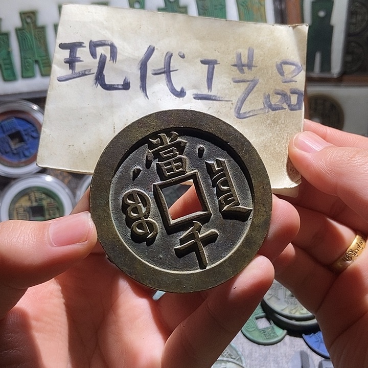 铜现代翻砂制作工艺品