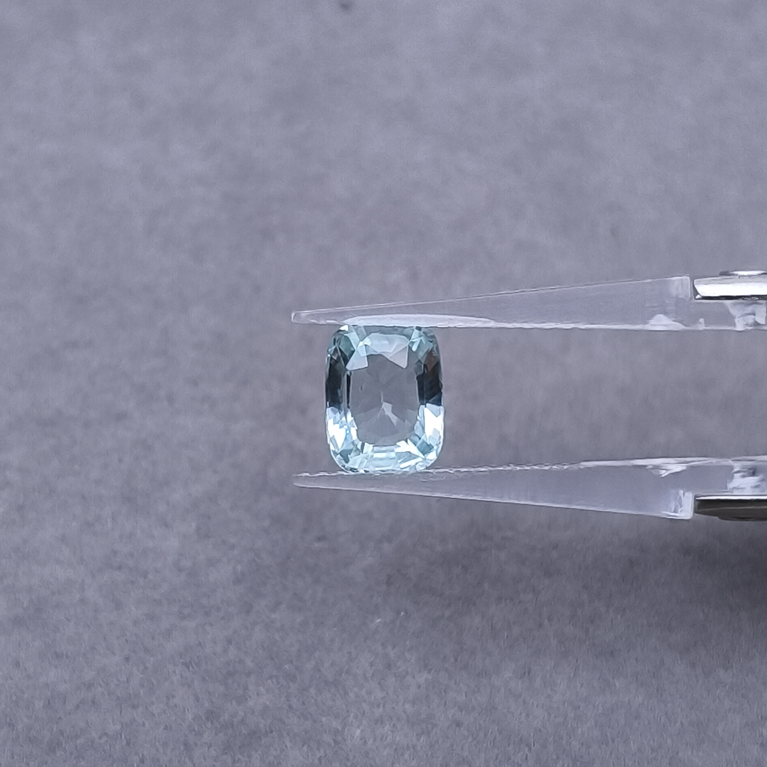 S 海蓝宝-2.41ct（01080207）0711