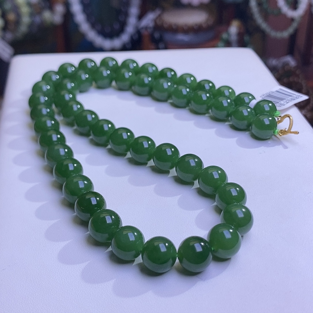 彩***y和田玉未镶嵌颈饰毕业级碧玉俄料七号矿辣阳绿金镶项链10m
