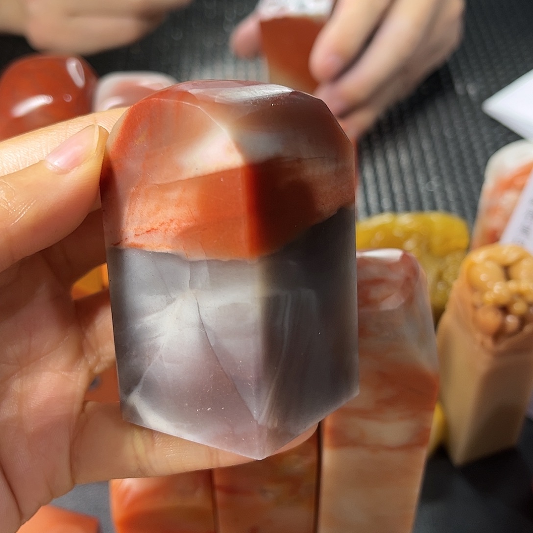 昌化石印石这么大岁数怎么会那么