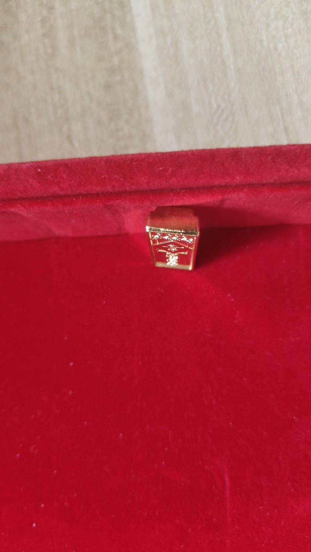 轻奢时尚气质潮流款式多样性精致包装发其一S243