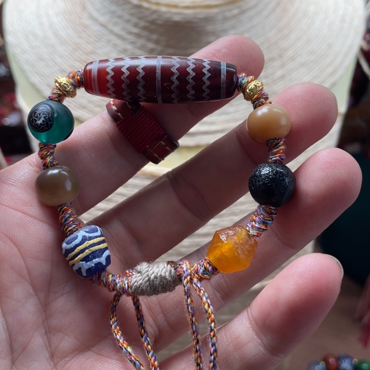 玛瑙/玉髓颈饰未镶嵌