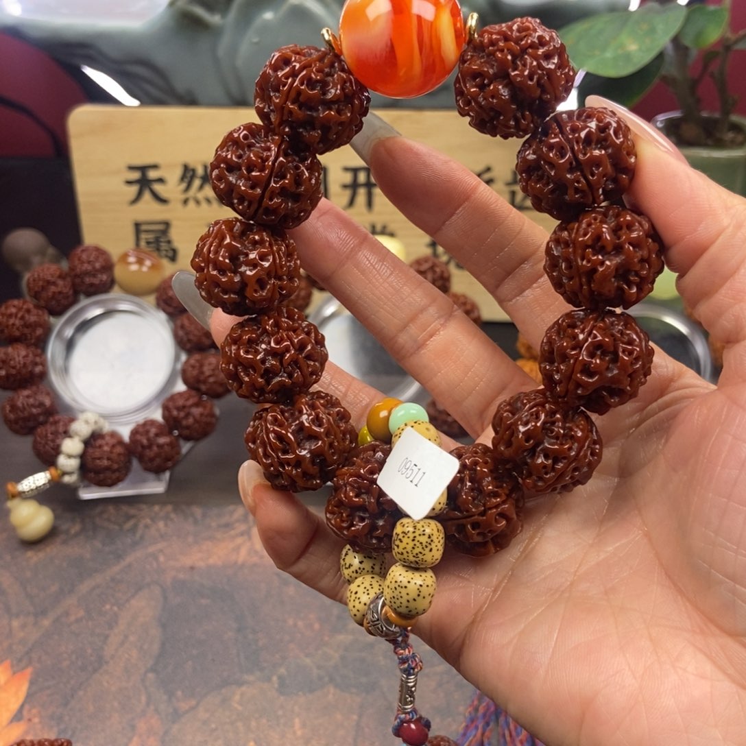 金刚菩提吊坠522。         