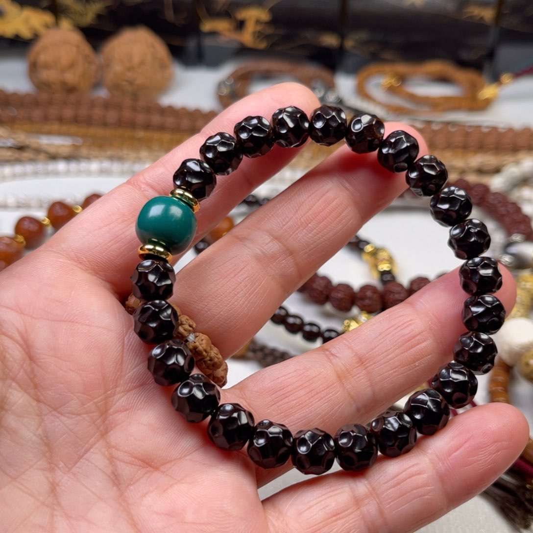 椰蒂吊坠34566678889999