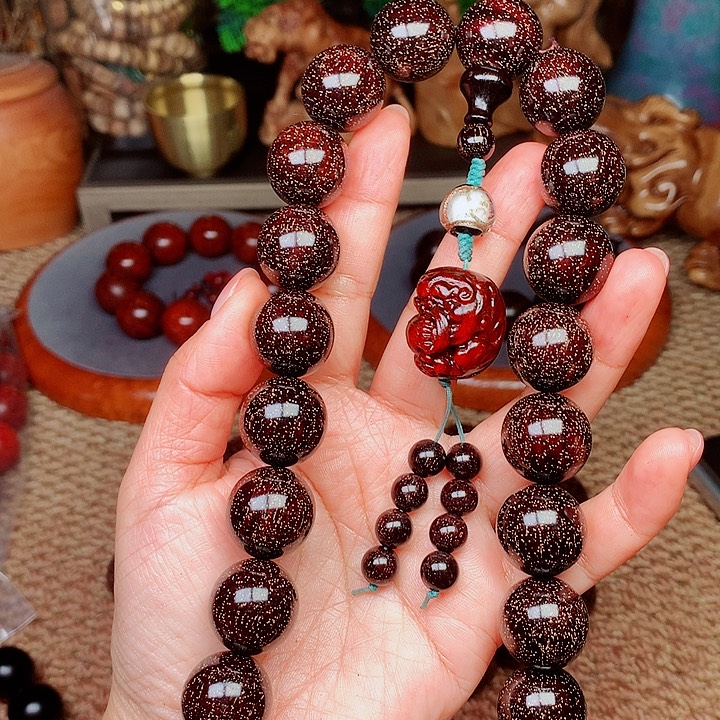 檀香紫檀（小叶紫檀）桃1.8手持