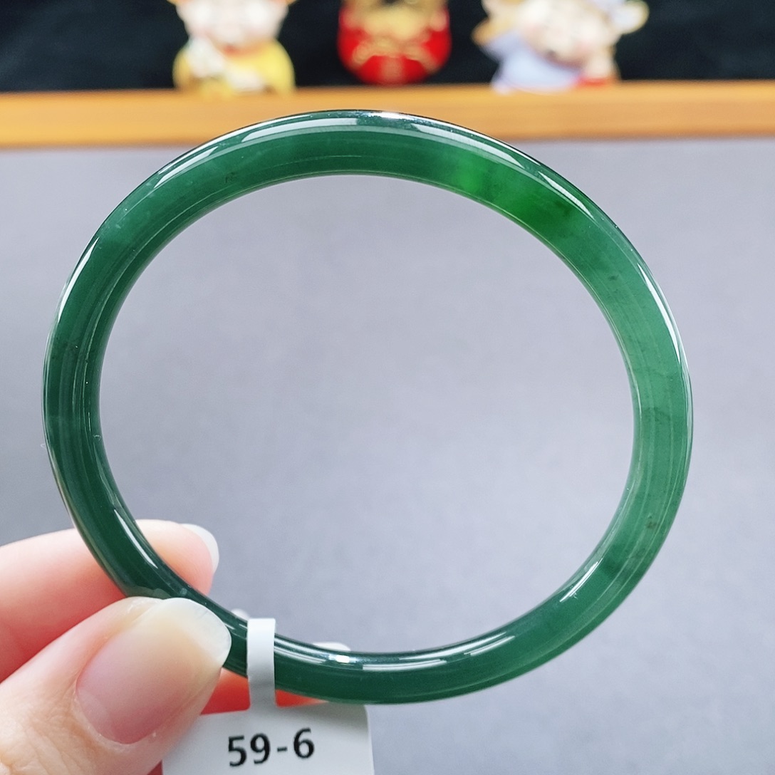 翡翠未镶嵌手镯53