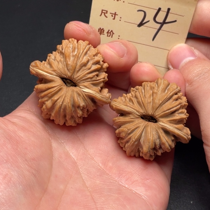 文玩核桃把件四座楼42尺全品打底发24