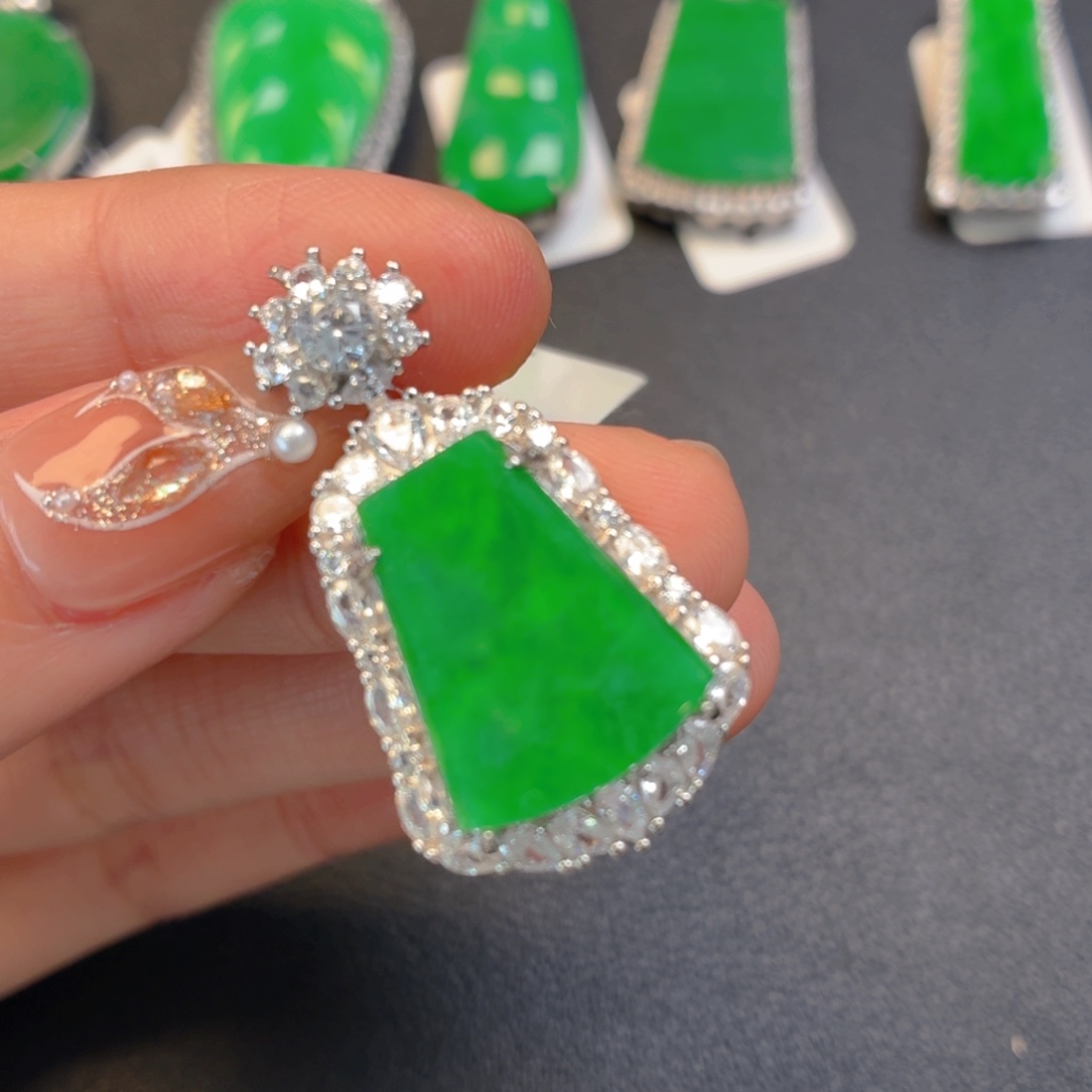 翡翠银S925镶嵌颈饰