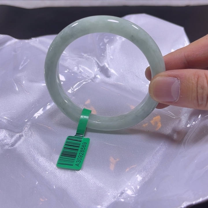 翡翠手镯未镶嵌天然A货翡翠缅料手镯多样性发货团购发一件