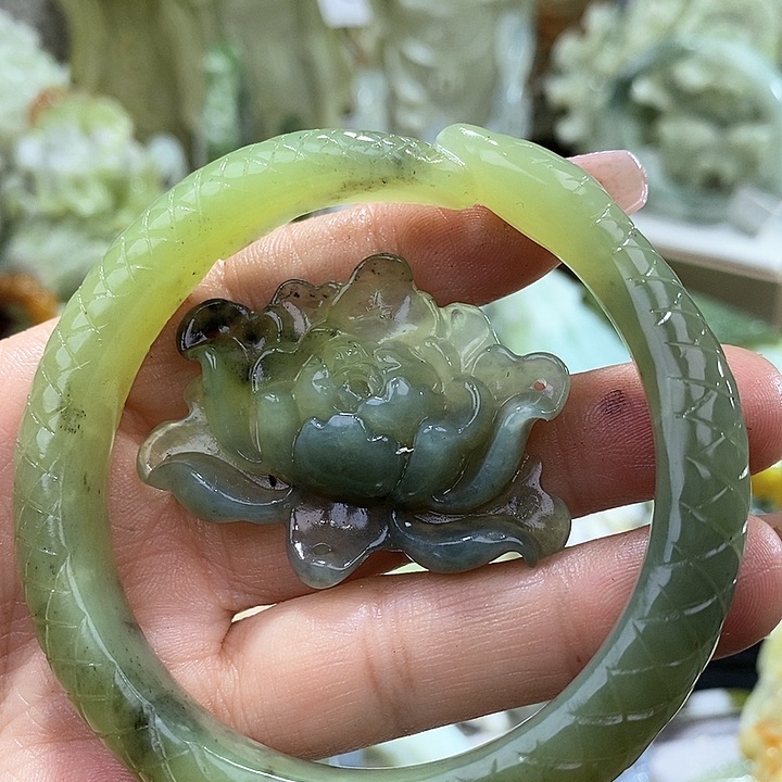 岫玉岫玉手镯未镶嵌