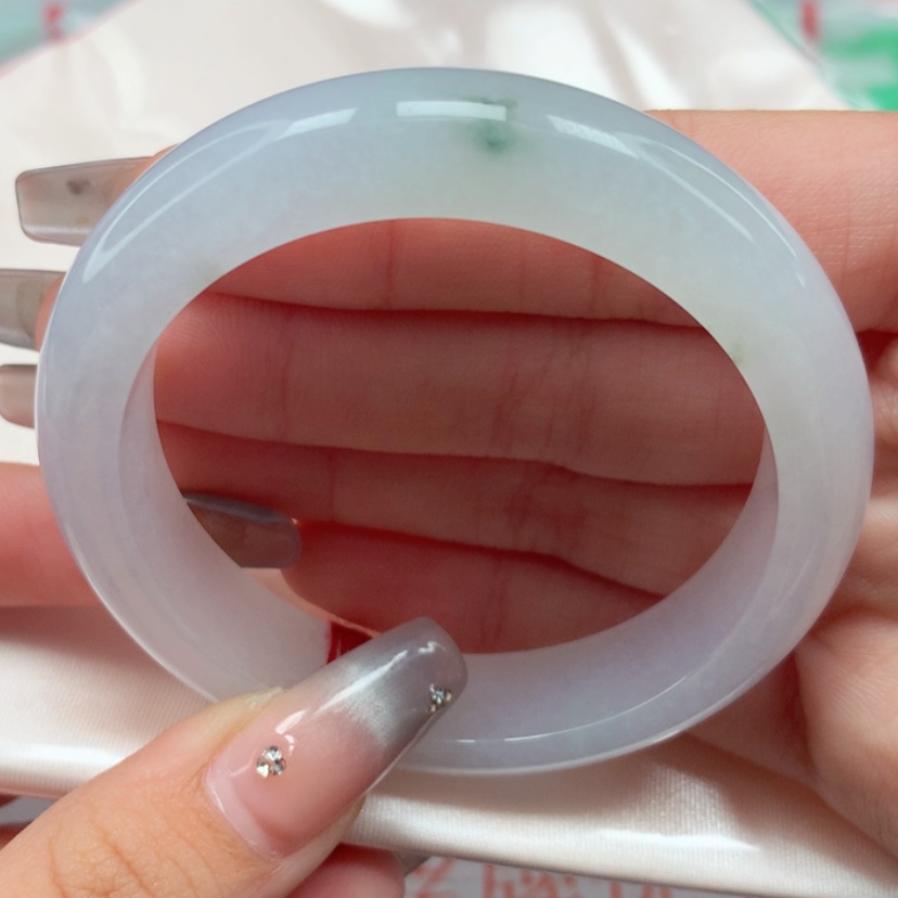 【闪购商品】翡翠手镯未镶嵌52圈