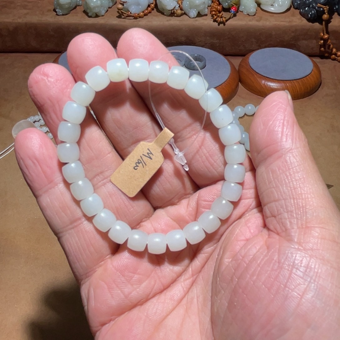 和田玉手串未镶嵌8mm