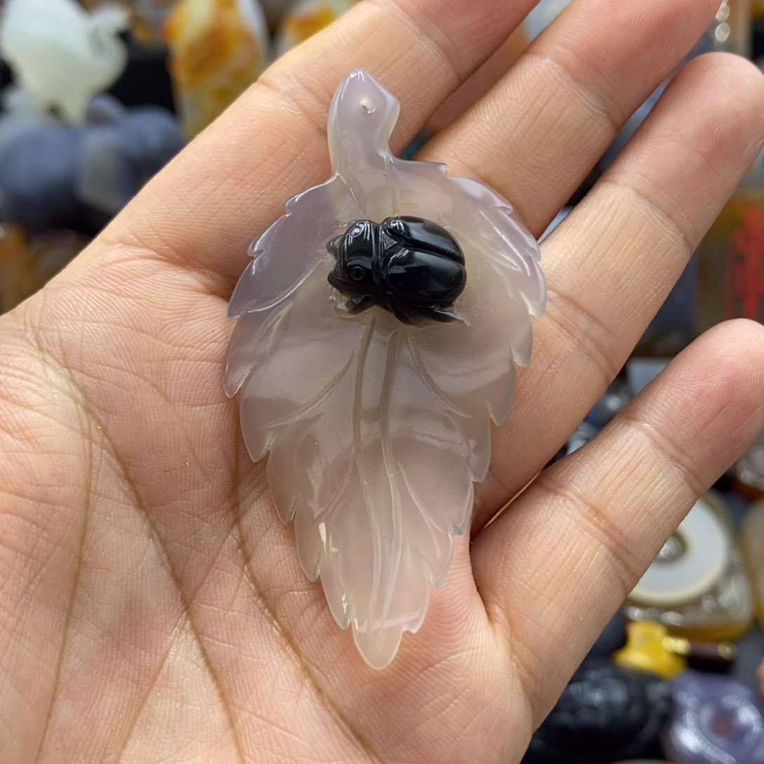 玛瑙/玉髓颈饰未镶嵌