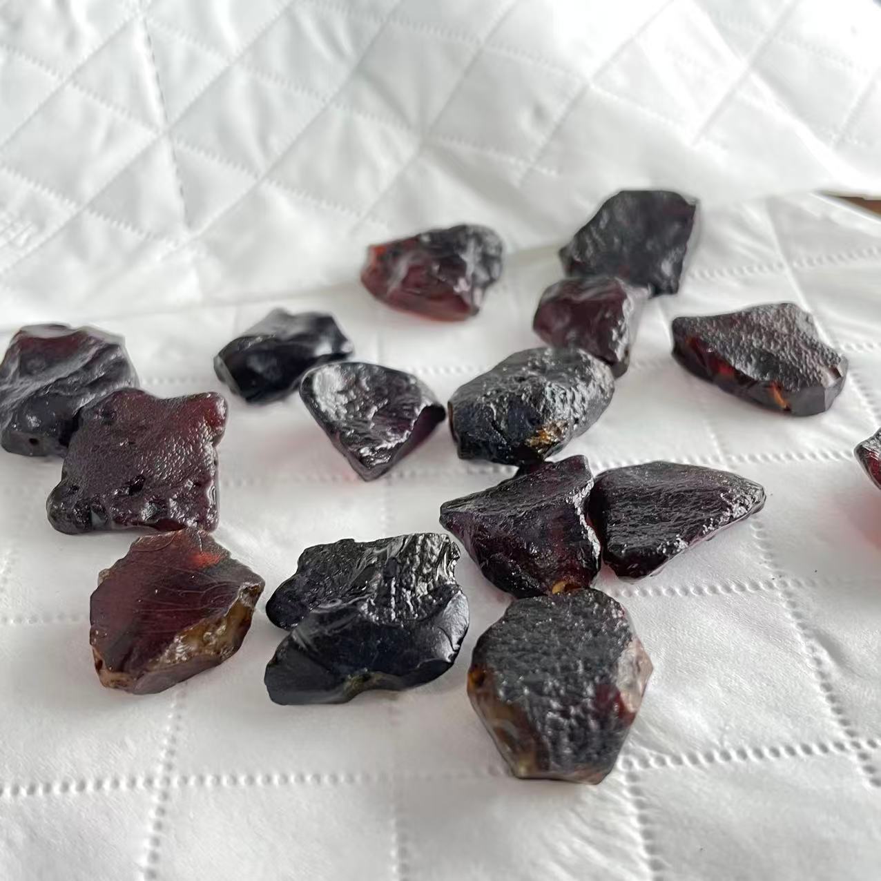 ZZ0091 琥珀单珠吊坠 多样性发其一