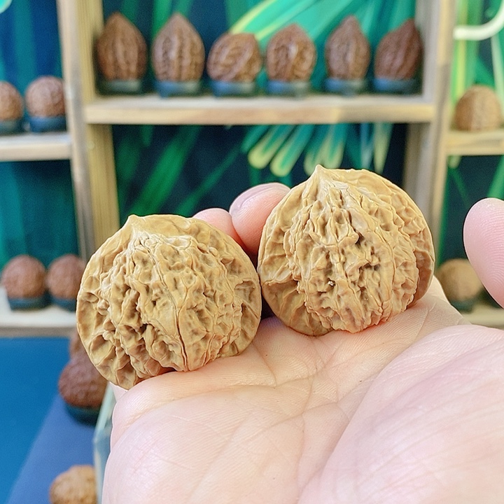 吊坠文玩核桃盘龙纹41尺