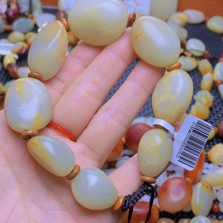 手链未镶嵌和田玉强*