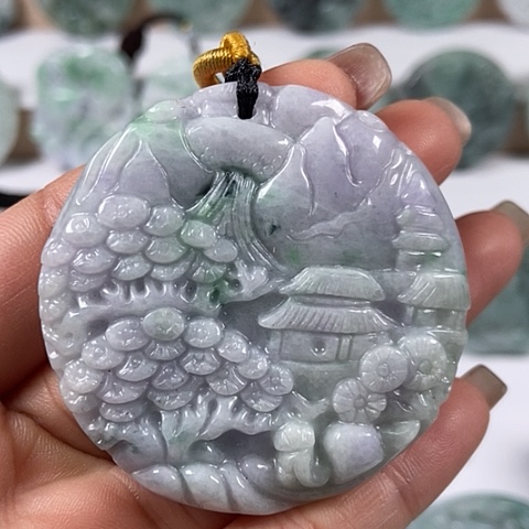 翡翠颈饰未镶嵌山水牌福利两面工