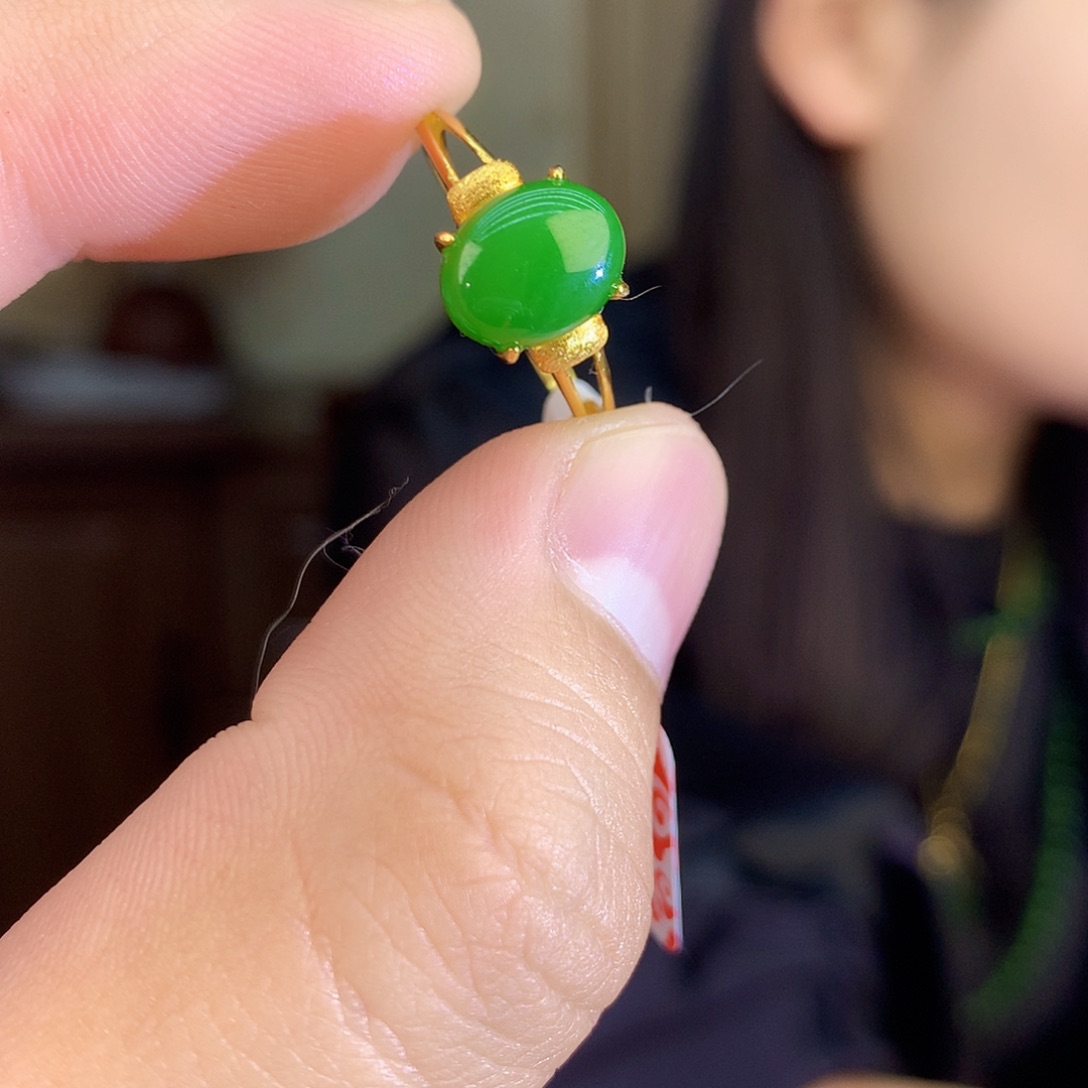 颈饰银S925镶嵌和田玉（碧玉）戒指