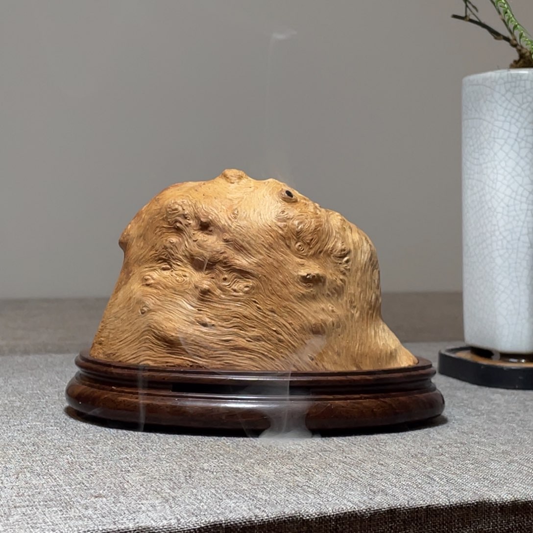 木冰**哈木雕工艺品摆件